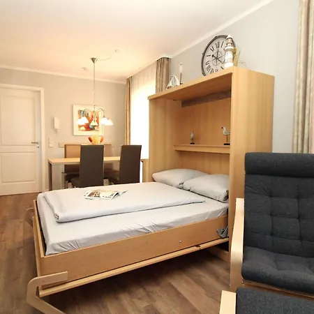 Appartementanlage Ostseeblick - Ruegen 12 * Kuehlungsborn
