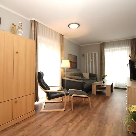 Appartementanlage Ostseeblick - Ruegen 12 *